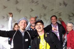 Selfie mit fliegenden Vögel.