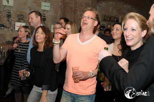 Partypeople.