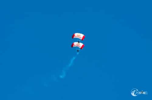 Red Bull Fallschirmspringer 
