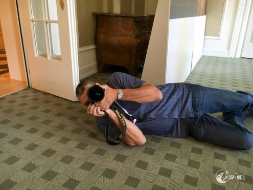 ..der auf dem Boden liegt.